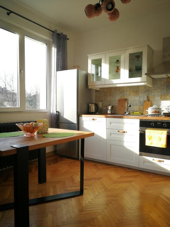 Sunny Downtown Apartment For 4 โซเฟีย ภายนอก รูปภาพ